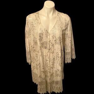 Alfani White And Silver Tropical 100% Cotton 3/4 Sleeves Blouse With Silver Lace